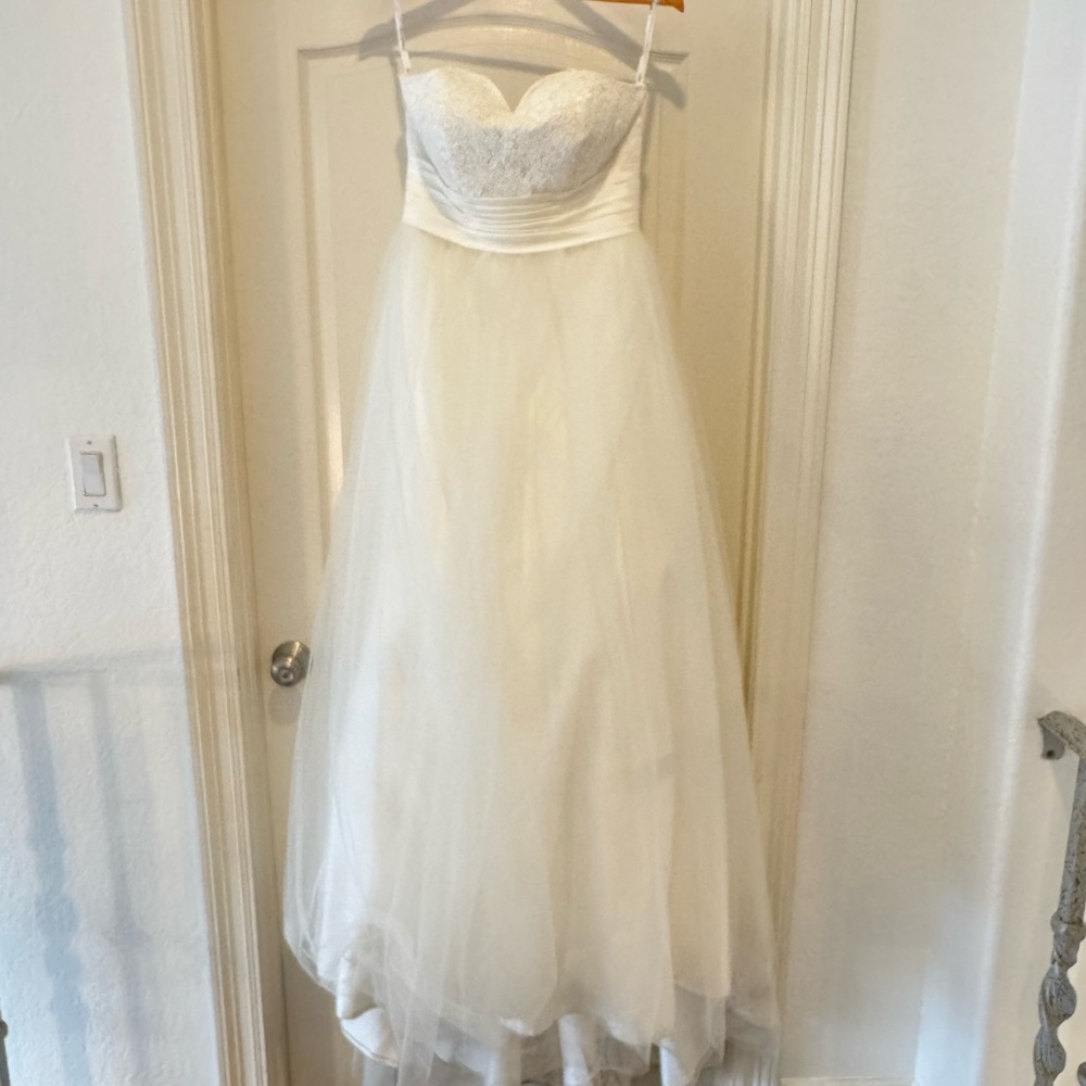Orea Sposa Strapless Ivory wedding dress with tulle & satin skirt - Sz8